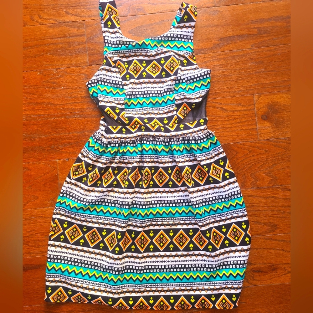 Monteau Geometric Dress